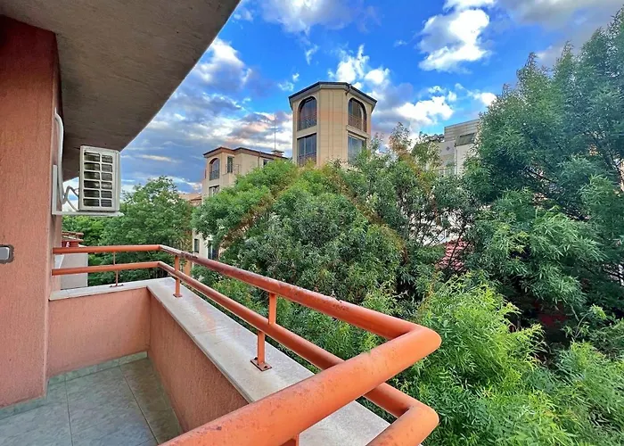 Tranquil Retreat In The Heart Of Sofia: 2br *