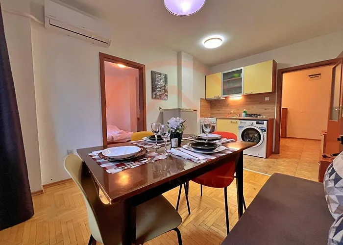 Tranquil Retreat In The Heart Of Sofia: 2br