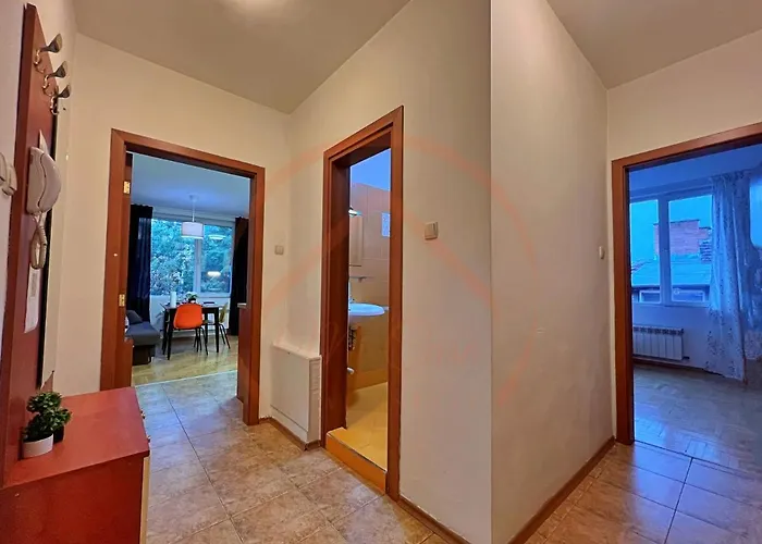 Tranquil Retreat In The Heart Of Sofia: 2br Appartamento