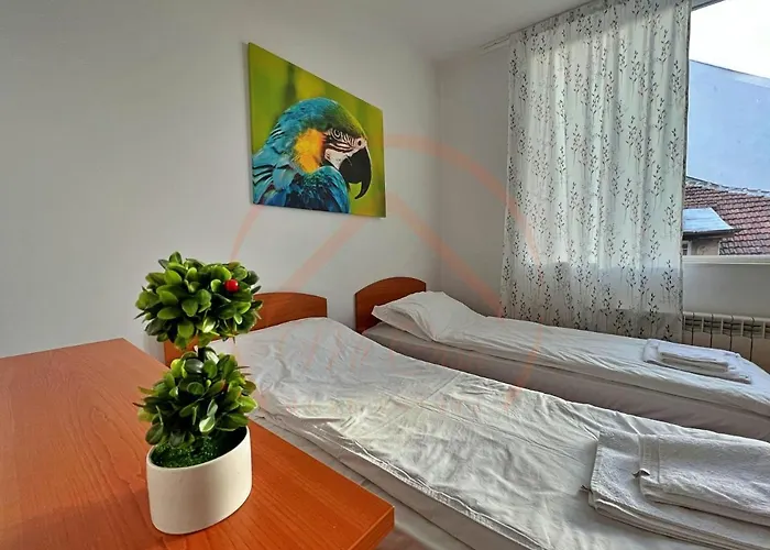 Tranquil Retreat In The Heart Of Sofia: 2br * Sofia